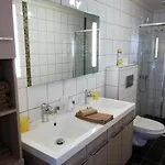 Lovheim לינה וארוחת בוקר