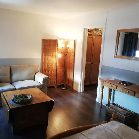 Lovheim Oda ve Kahvaltı 3*