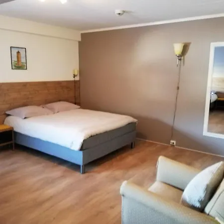 Lovheim Bed & Breakfast