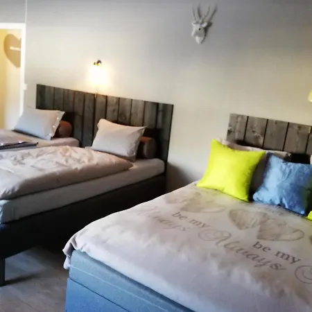 Lovheim Bed & Breakfast