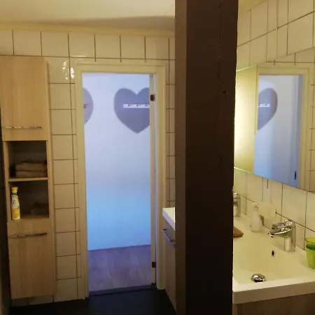 Lovheim Bed & Breakfast