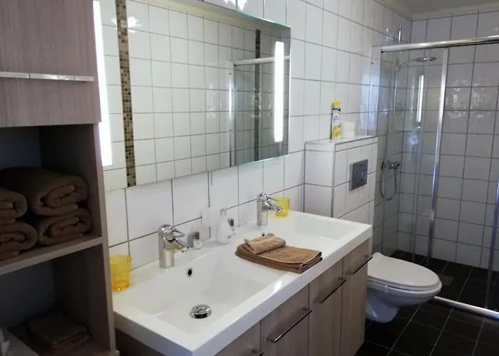 Lovheim Bed & Breakfast