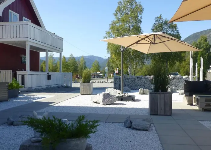 Lovheim Bed & Breakfast 3*