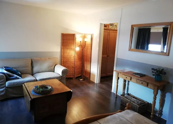 Lovheim Oda ve Kahvaltı 3*