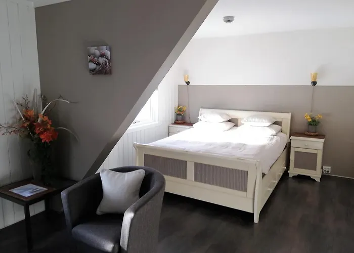 Lovheim 3*