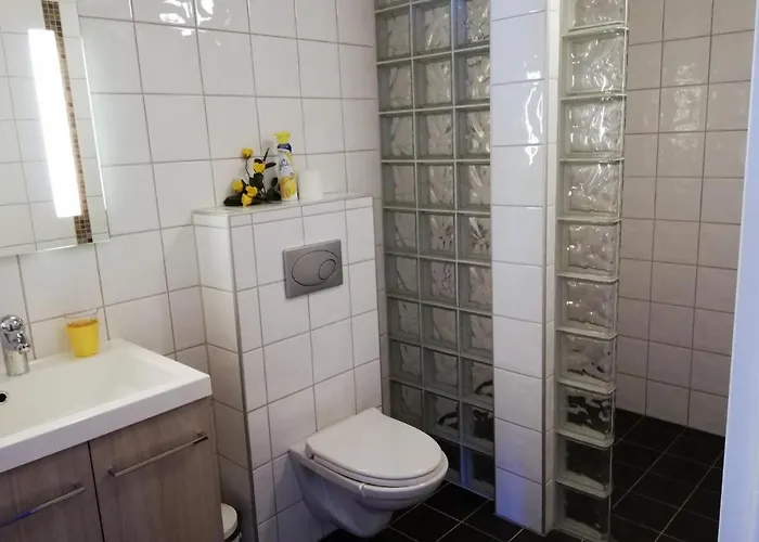 Lovheim Oda ve Kahvaltı 3*